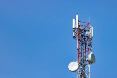 Hücresel iletim kulesi kopyalama alanı ile birleşir