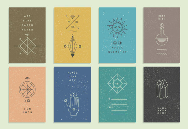 Набор векторных модных карт с геометрическими иконками. Коллекция символов алхимии
