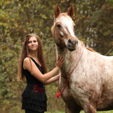 Sonbaharda şaşırtıcı Çift