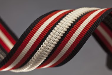 üç renk içinde fermuar