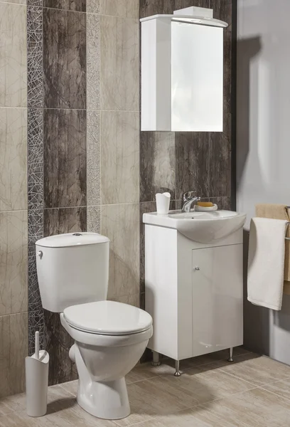 Luxury bathroom in apartment — Stock Photo, Image