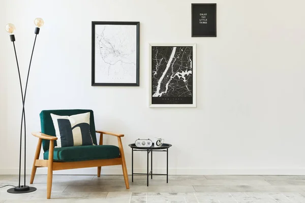 Composição Retro Minimalista Sala Estar Interior Com Poltrona Design Dois — Fotografia de Stock