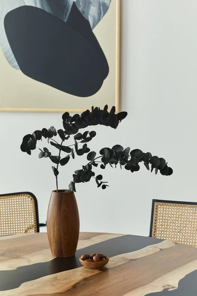 검은색 유칼립투스 이나무 견과에 것입니다 현대식 인테리어 템플릿 — 스톡 사진