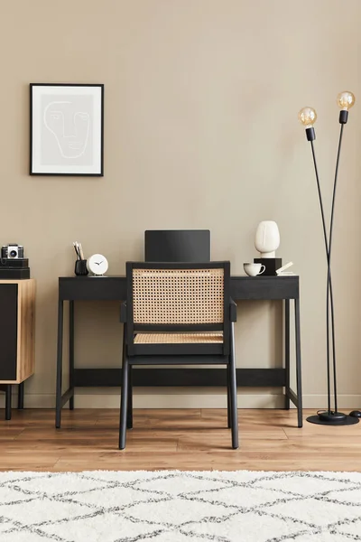 Moderní Design Interiéru Domácích Kancelářských Prostor Stylovou Židlí Psacím Stolem — Stock fotografie