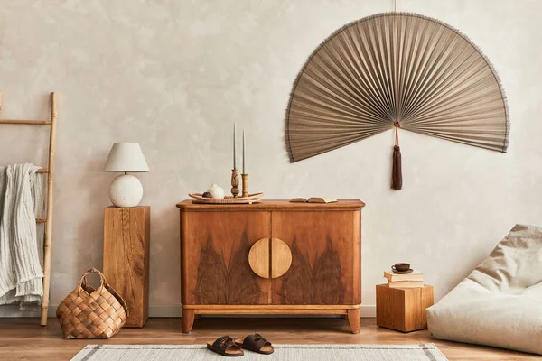 Japandi Koncept Interiéru Obývacího Pokoje Designem Dřevěné Komody Stolní Lampy — Stock fotografie