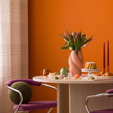 Pastayla, lalelerle ve portakal arkaplanına karşı bir masada yumurta boyayarak. Festivaller, promosyonlar ve davetiyeler için ideal.