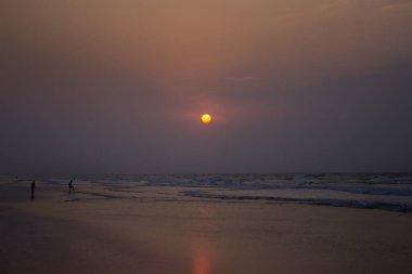  Andhra Pradesh 'teki Chriral plajında gün doğumu - Hindistan