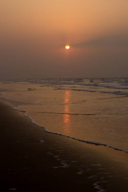  Andhra Pradesh 'teki Chriral plajında gün doğumu - Hindistan