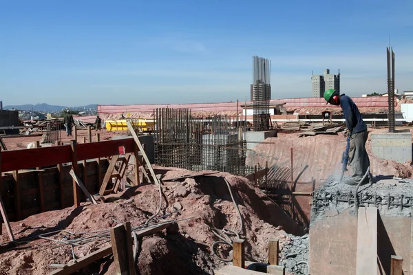 Trabalhador na construção civil — Fotografia de Stock