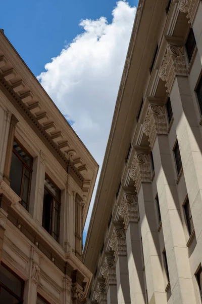 Brezilya 'nın Sao Paulo kentindeki tarihi finans merkezi manzarası