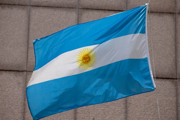 Bandeira Argentina Acenando Dia Ensolarado — Fotografia de Stock