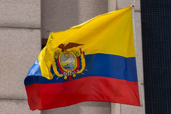 Bandera Ecuador Asta Bandera — Foto de Stock