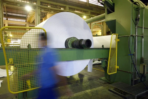 Machines Voor Productie Van Rollen Papier Voor Verdere Verwerking Een — Stockfoto