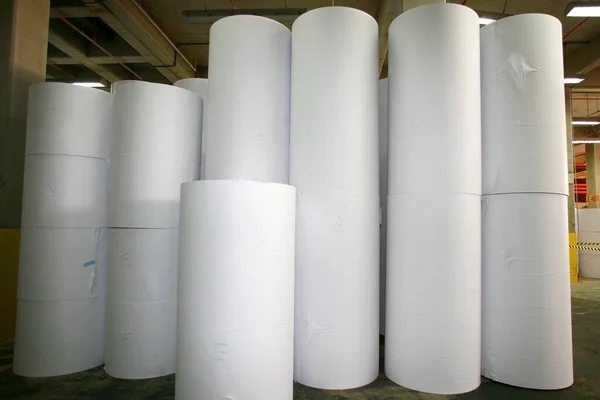 production of paper rolls for further processing in a printing plant