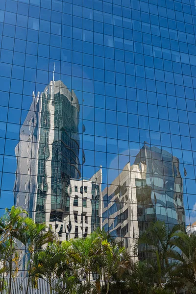 Vista Fachadas Espelhadas Edifícios Avenida Paulista São Paulo Brasil — Fotografia de Stock