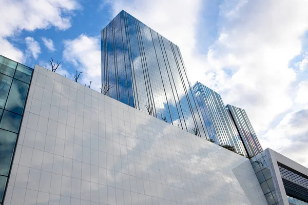 Sao Paulo Brasilien Maj 2021 Glasfasaden Modern Kontorsbyggnad För Arkitektbyråer Royaltyfria Stockfoton