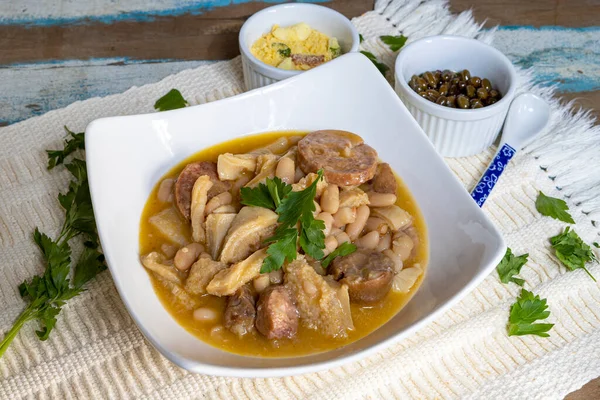 Dobradinha Plat Traditionnel Portugais Brésilien Fait Partir Ventre Blanc Plat — Photo