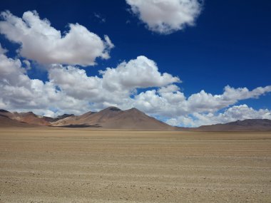 Yüksek çöl Salar de Uyuni, Bolivya