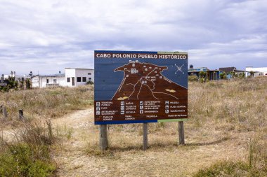 Cabo Polonio, Uruguay - Ocak 07, 2026 - Cabo Polonio Ulusal Parkı haritası, İspanyol turist bilgileri.