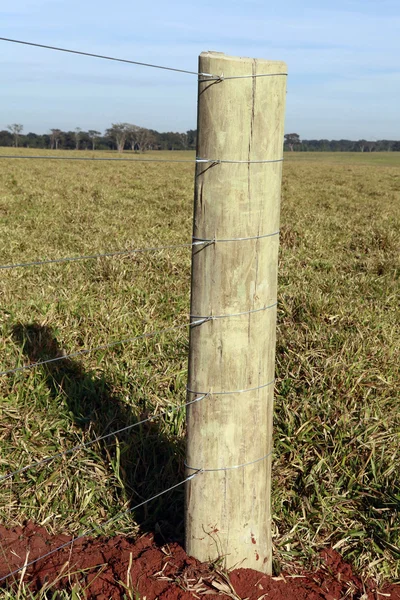 Construction of new fence — Stock Photo, Image