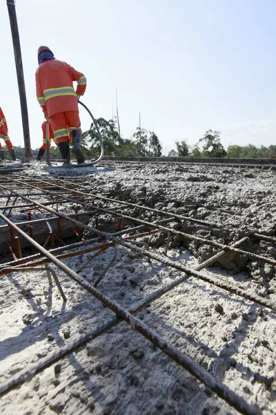 Workers Pouring Cement Road Construction Brazil — Stock Photo, Image