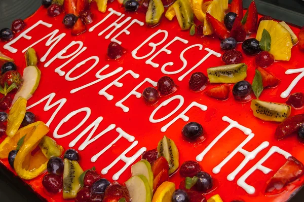Торт для лучшего работника месяца — стоковое фото
