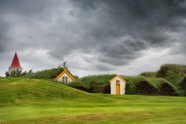 Gras huizen in IJsland — Stockfoto