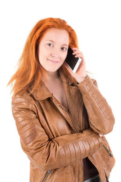 Rött hår flicka med cellphobe — Stockfoto