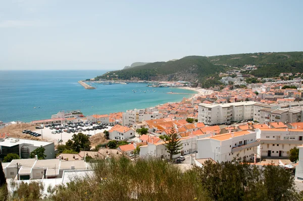 Plage océanique de Sesimbra au Portugal — Photo