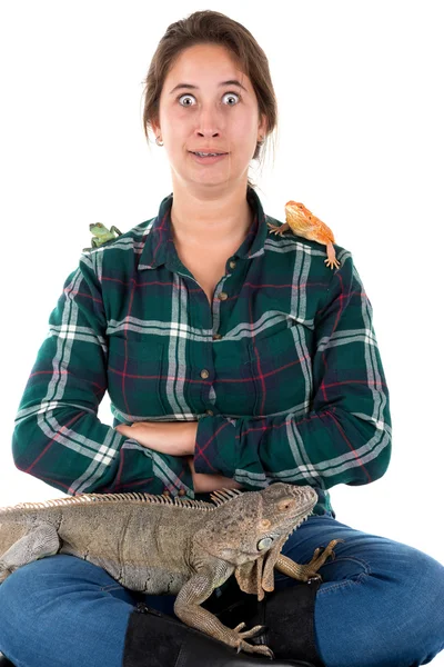 Jeune fille avec des animaux domestiques — Photo