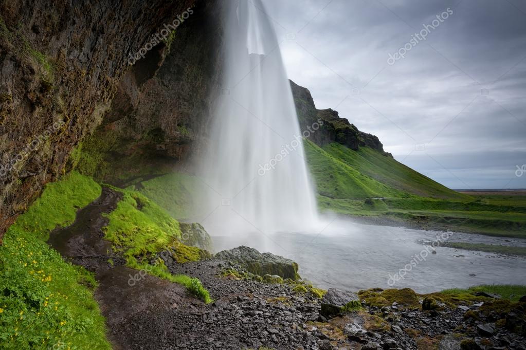 Waterfall In Iceland Landscape — Stock Photo © Luislouro 118899450