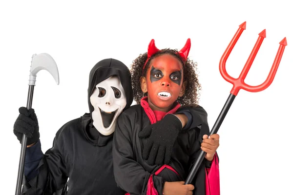 Niños con disfraces en Halloween —  Fotos de Stock