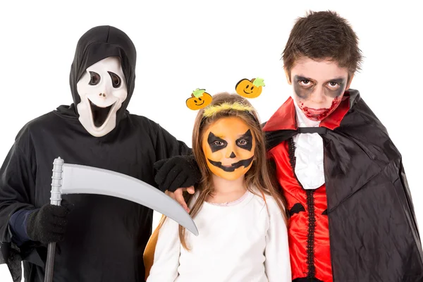 Anak-anak memakai kostum saat Halloween — Stok Foto