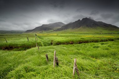 İzlanda'daki dağlar manzara