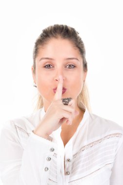 kadın yapım sessizlik jest