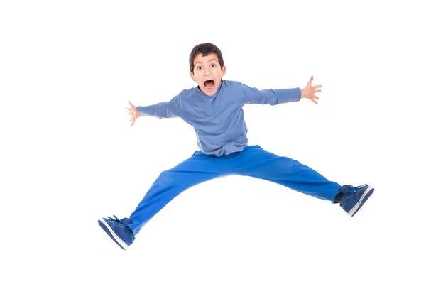 Jonge jongen springen — Stockfoto