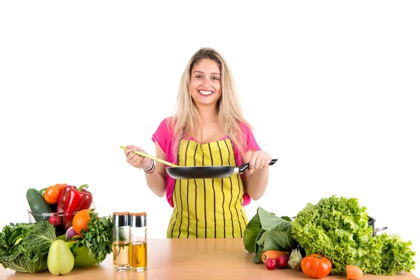 Mujer cocinando — Foto de Stock