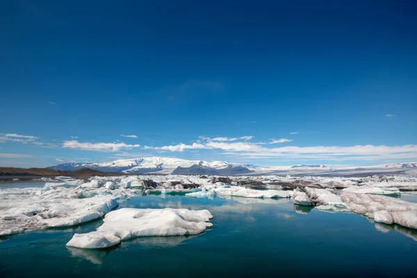 Λιμνοθάλασσα Jokulsarlon στην Ισλανδία — Φωτογραφία Αρχείου