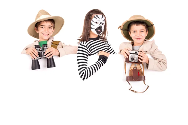 Kinder in Safarikleidung — Stockfoto