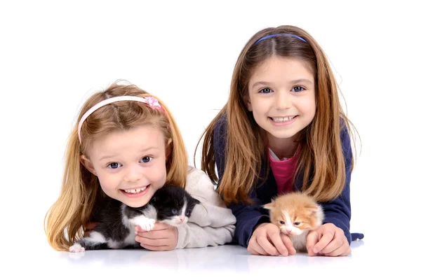 Beautiful  Girls with kittens — Stock Photo, Image