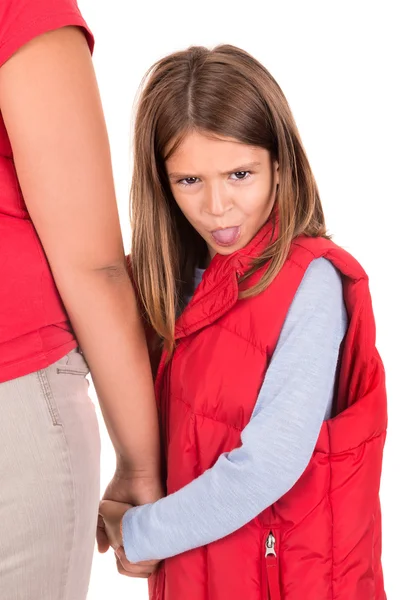 Mädchen hält die Hand ihrer Mutter — Stockfoto