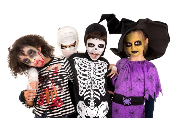 Kinderen in Halloween kostuums — Stockfoto