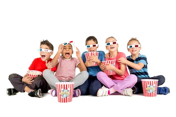 Kinder im Kino — Stockfoto