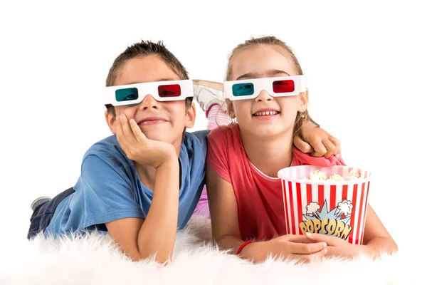 Kinder im Kino — Stockfoto