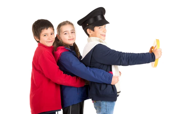 Niños jugando a conducir en transporte — Foto de Stock