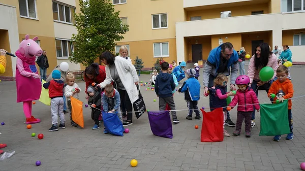 Kiev Region Chayki Ukraine November 2020 Children Show Animators Performance — Stock Photo, Image