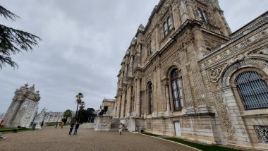 İstanbul, Türkiye - Aralık 2020: Hafta sonu tecrit sırasında İstanbul 'un cazibesi. Covid-19 salgını sırasında İstanbul 'un boş sokakları. Turist olmayan İstanbul.