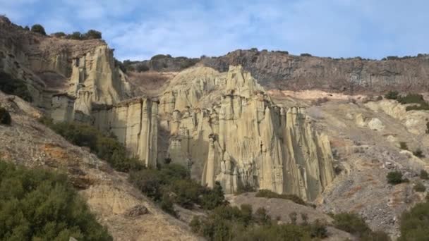 库拉多基耶山脉的风景 土耳其库拉市一个不寻常的火山岩层 — 图库视频影像