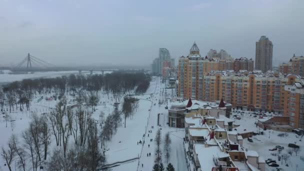 Europa Kiev Ucrania Febrero 2021 Vista Aérea Del Terraplén Obolonskaya — Vídeos de Stock