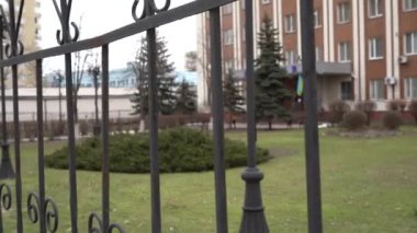 Avrupa, Kiev, Ukrayna - Mart 2021: Obolon Ulusal Polis Müdürlüğü görüşü. Şehir karakolu. Polis merkezi görevde..